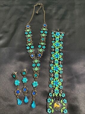 🔥Vintage Turquoise&Aqua Floral Necklace with Matching Portrait Bracelet&Earrings